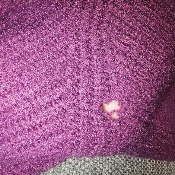 NWOT Apparis Purple Oversized 'Lorelai" sweater Size L (Defect) - Picture 11 of 12